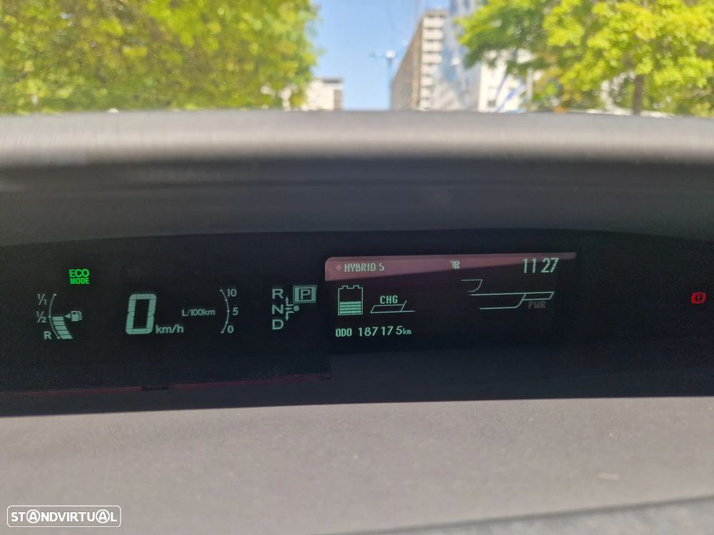Toyota Prius 1.8 Premium +Pele+GPS+Solar - 14