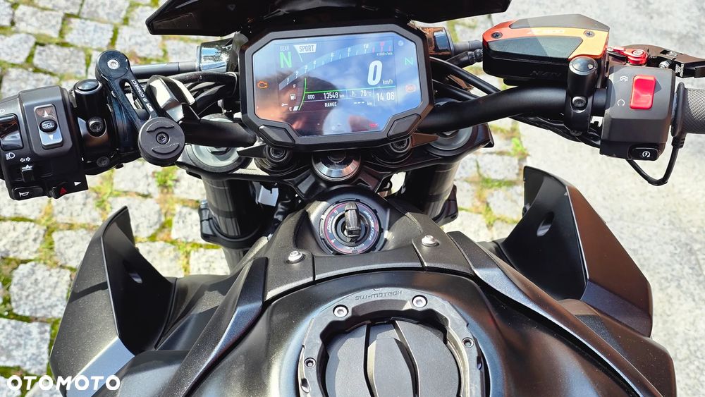 Kawasaki Z 900 - 18