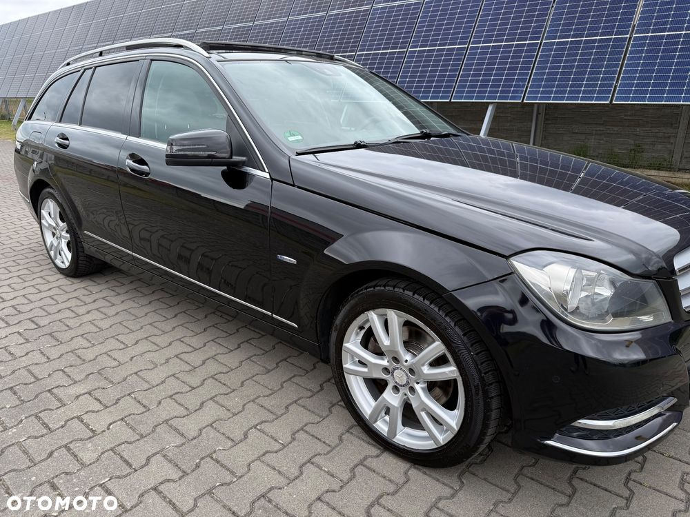 Mercedes-Benz Klasa C 220 CDI BlueEff 4-Matic Avantgarde - 5