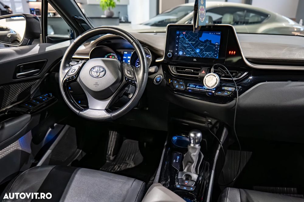 Toyota C-HR - 10