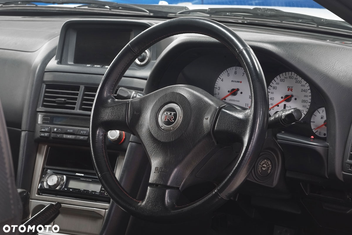 Nissan Skyline - 13