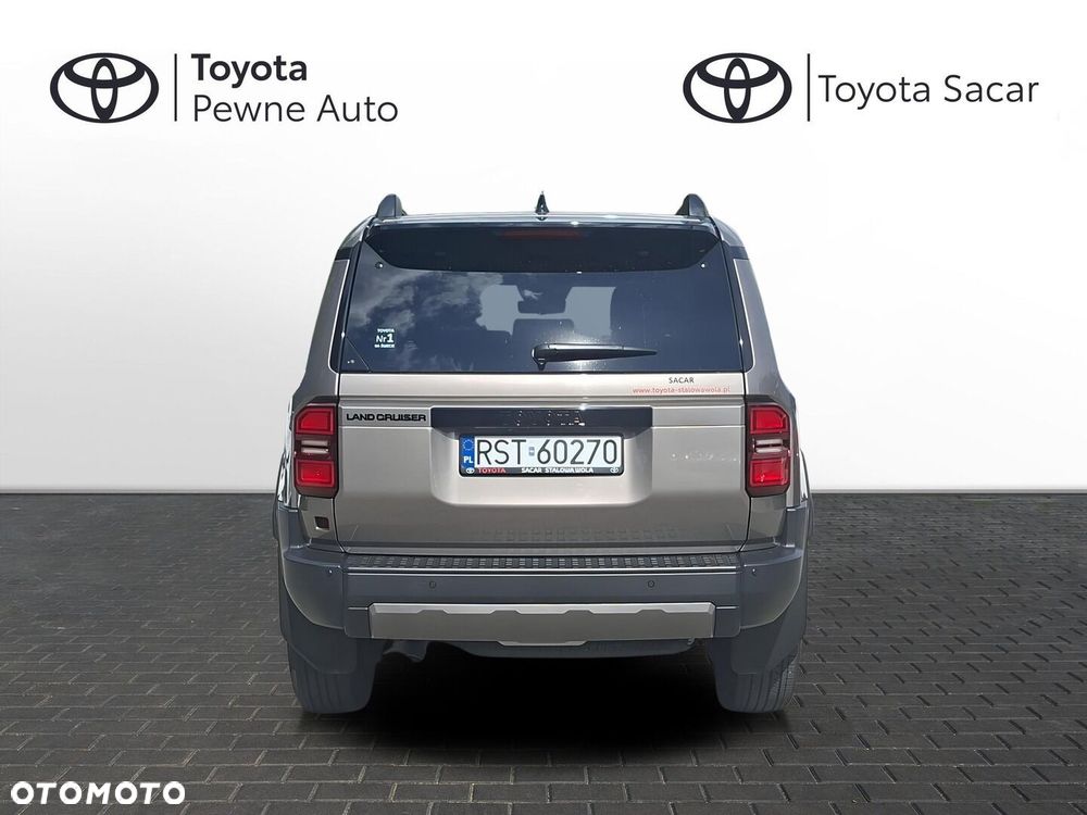 Toyota Land Cruiser LC 2.8 D-4D Executive - 8