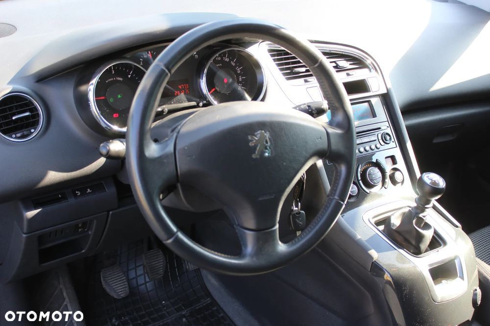 Peugeot 5008 HDI FAP 110 Premium - 15