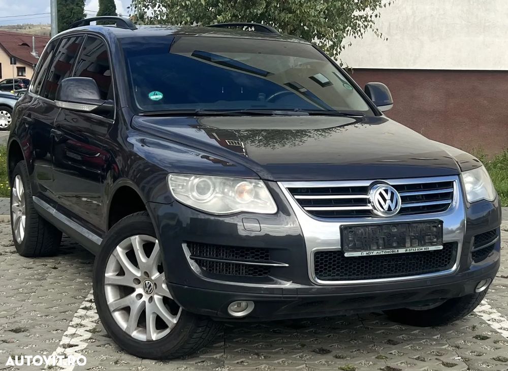 Volkswagen Touareg - 2