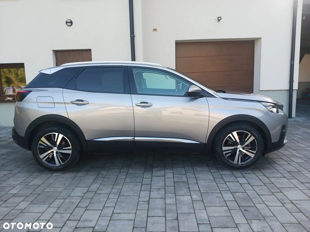 Peugeot 3008 2020 photo 2