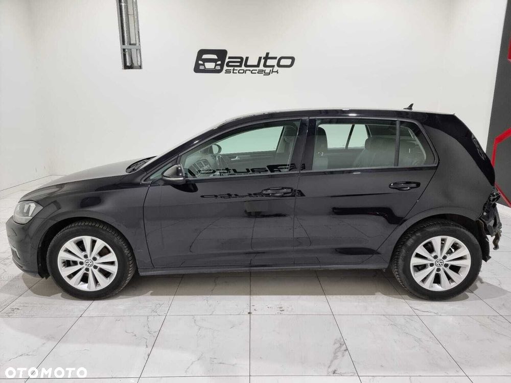 Volkswagen Golf - 4