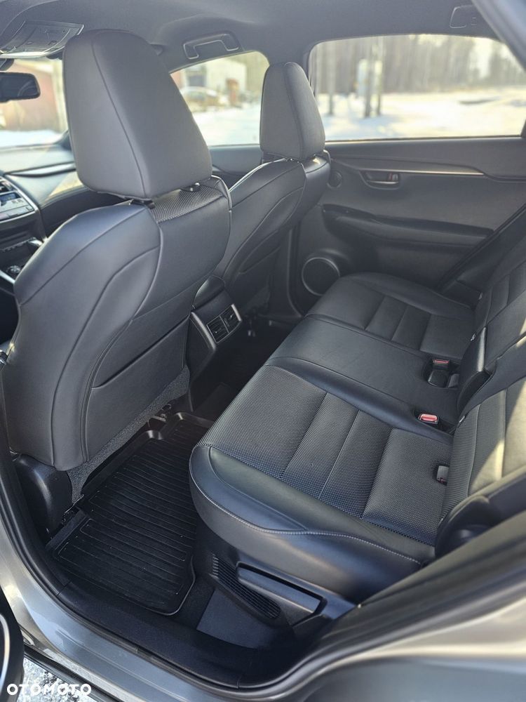 Lexus NX 300 F Sport AWD - 10