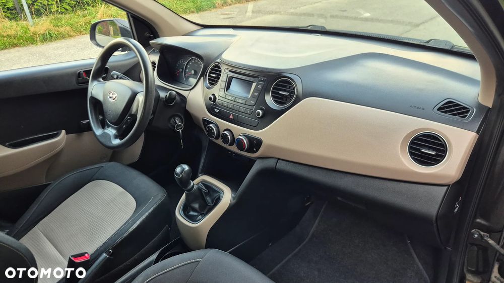 Hyundai i10 - 11