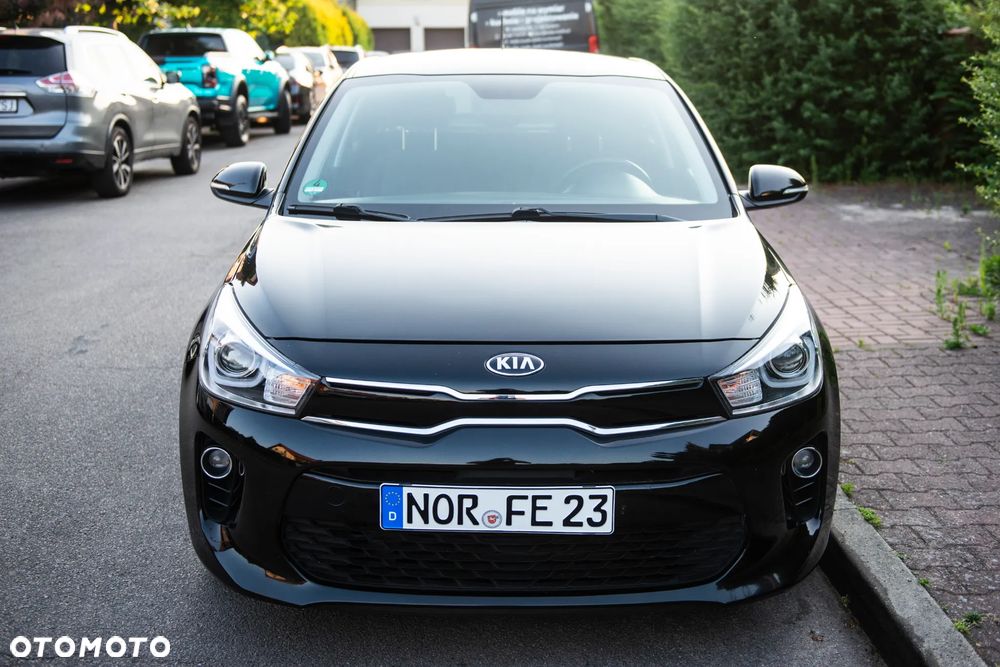 Kia Rio 1.2 Business Line Plus - 2
