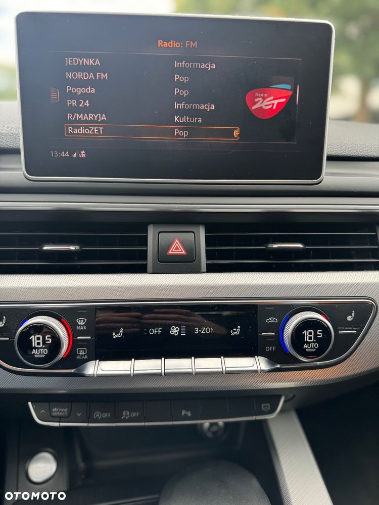 Audi A4 Avant 40 TFSI S tronic - 16