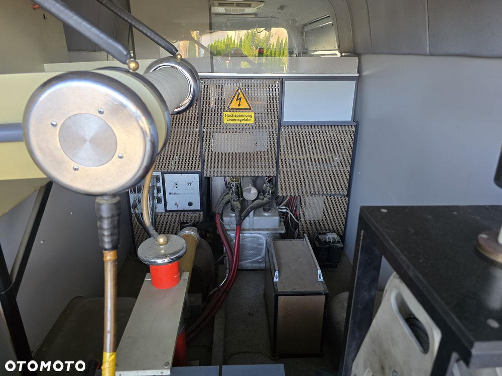 Mercedes-Benz Sprinter 516 - 15