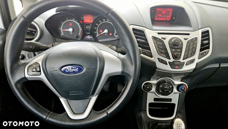 Ford Fiesta 1.25 Titanium - 18