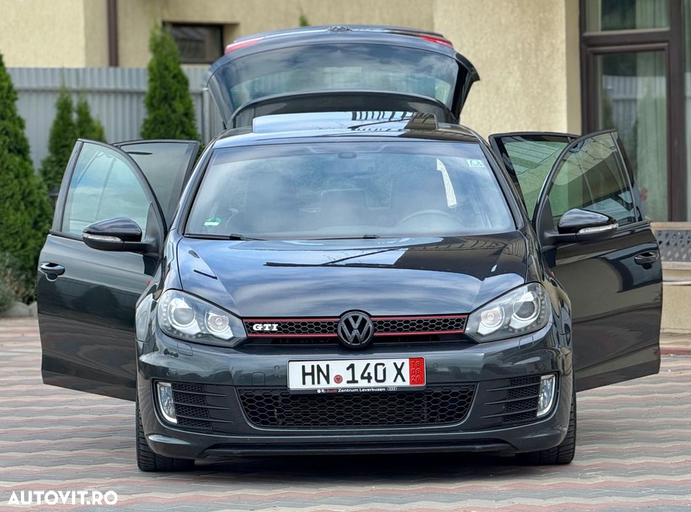 Volkswagen Golf 2.0 GTI DSG Edition 35 - 31