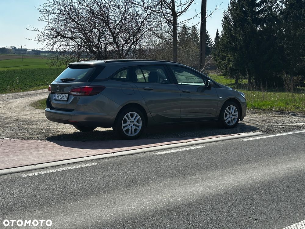 Opel Astra 1.2 T Edition S&S - 6