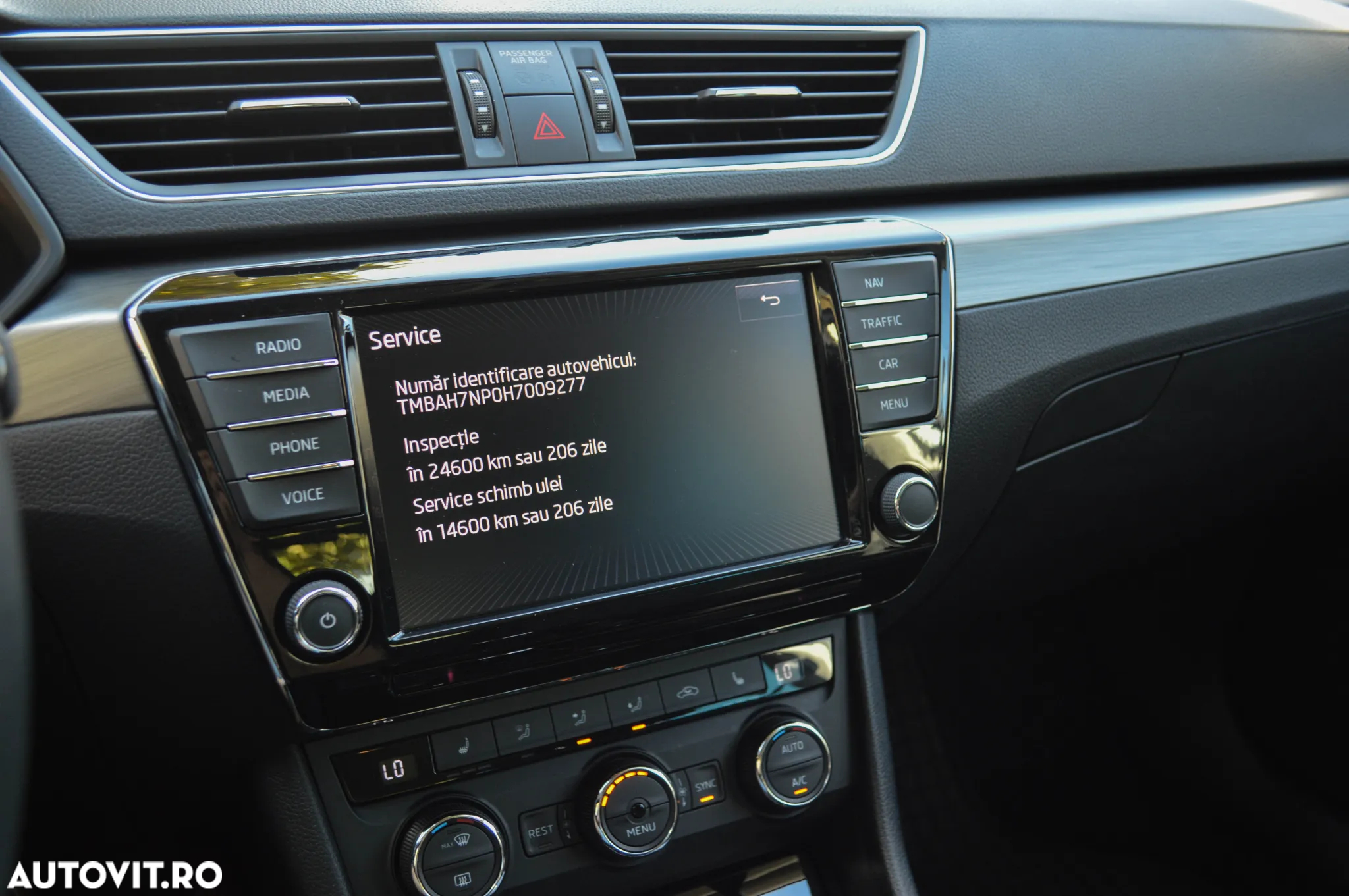 Skoda Superb 2.0 TDI DSG Ambition - 15