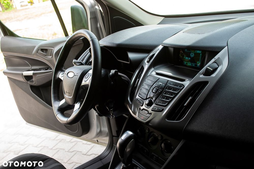 Ford Transit Connect - 28