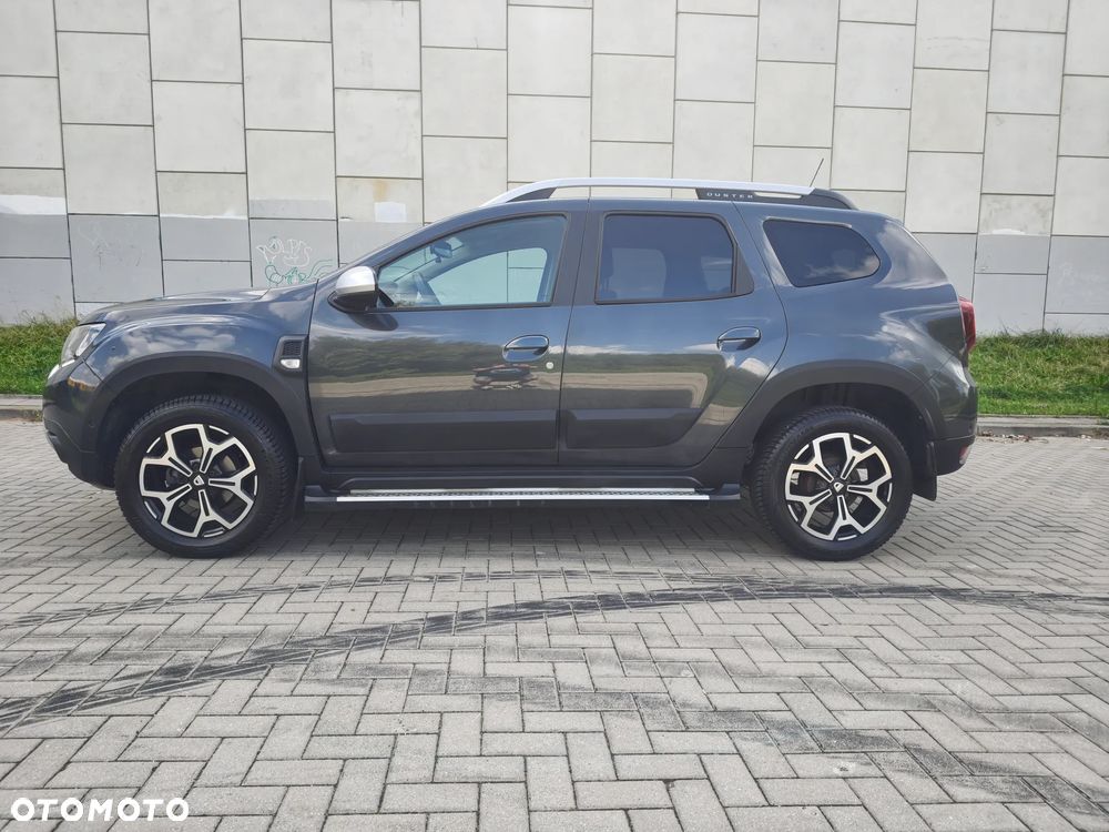 Dacia Duster 1.6 SCe Blackshadow S&S - 4