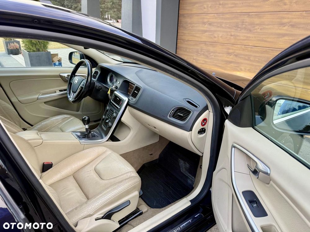 Volvo S60 D4 Momentum - 20