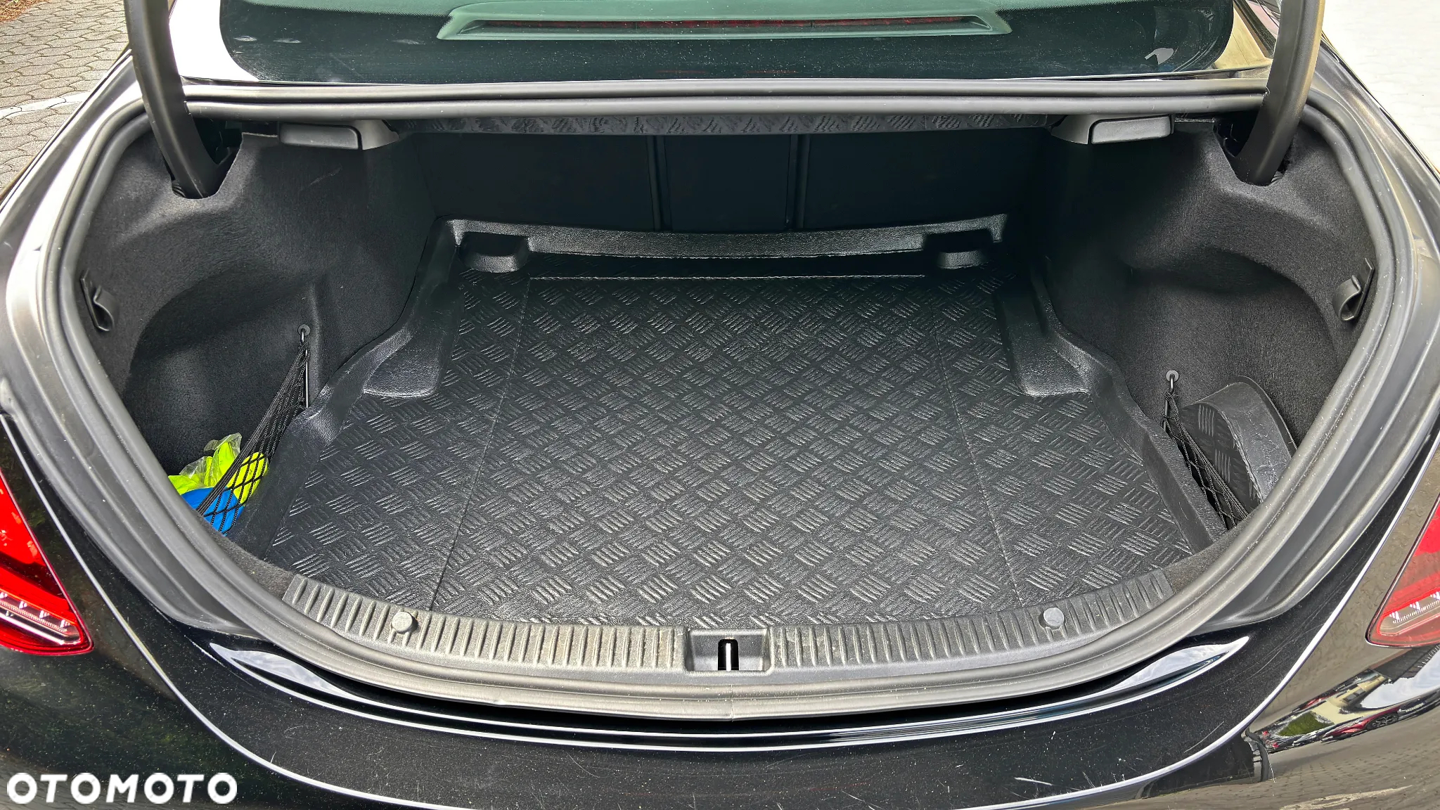 Mercedes-Benz Klasa C 220 d 4MATIC 9G-TRONIC - 12