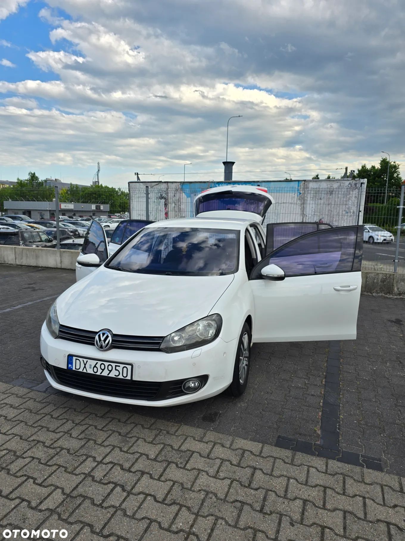 Volkswagen Golf VI 1.6 TDI BlueMot Comfortline DSG - 1