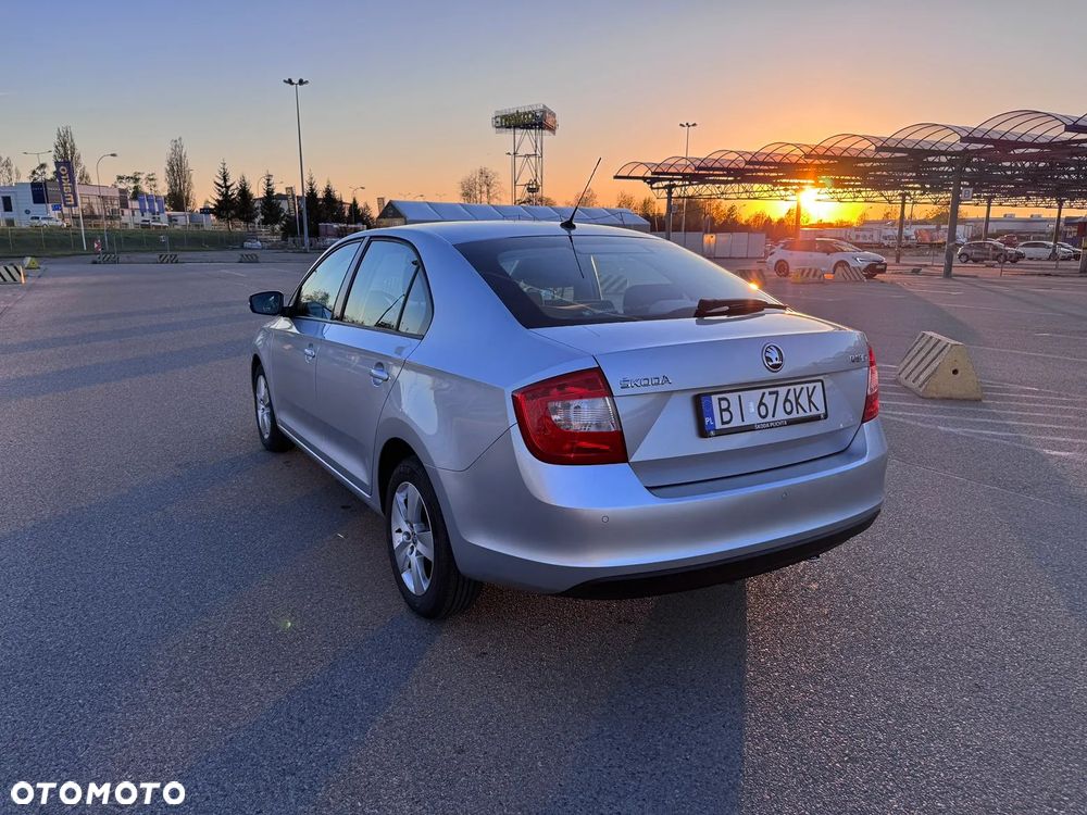 Skoda RAPID - 7