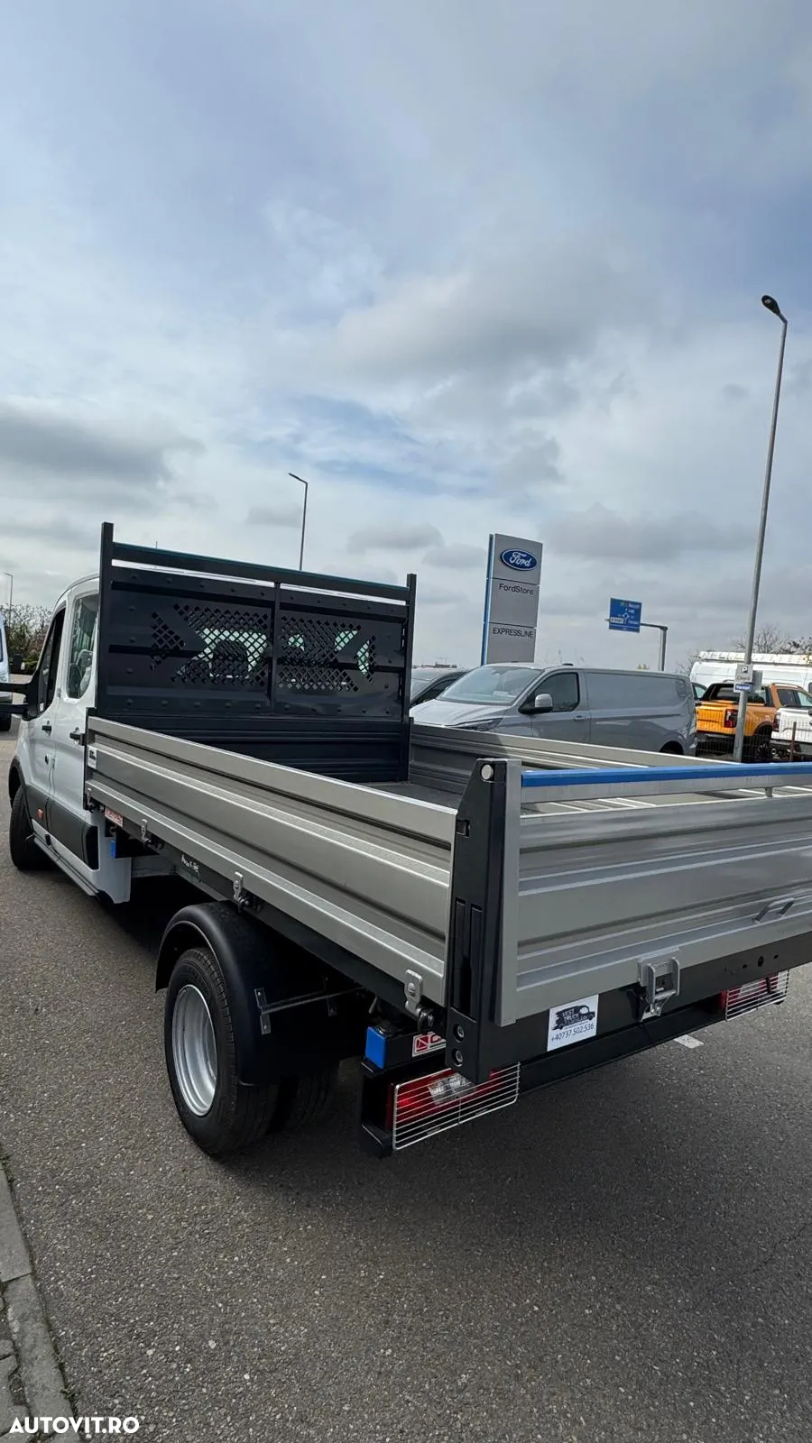 Ford Transit 7 locuri cu bena basculabila - 7