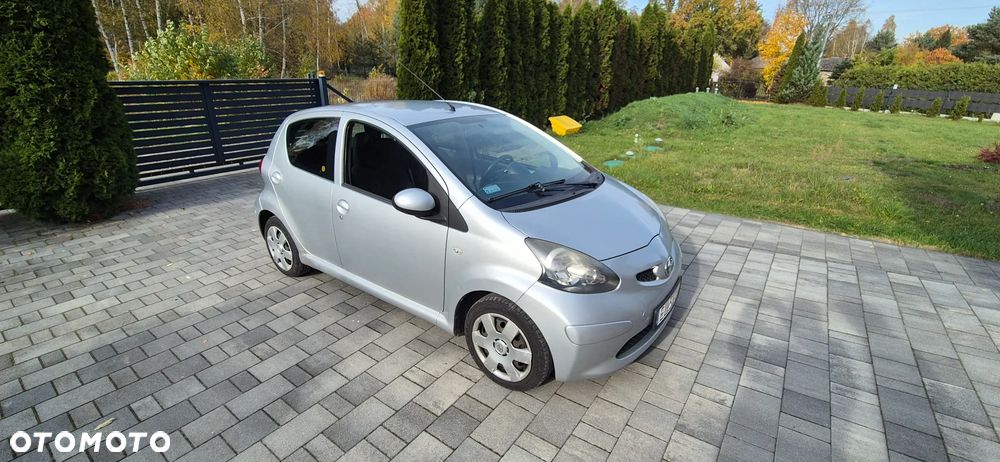 Toyota Aygo 2008 photo 2