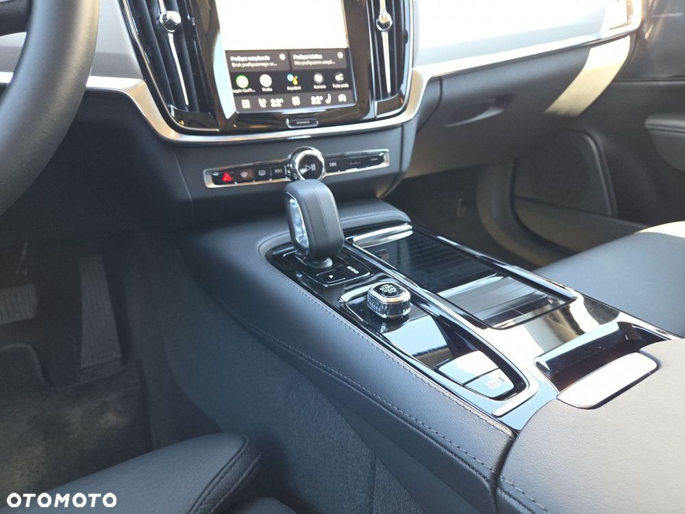 Volvo V90 T6 Recharge AWD Plus Dark - 25