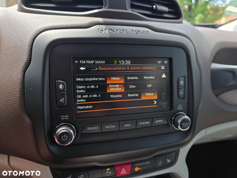Jeep Renegade 1.4 MultiAir DSG Limited - 27