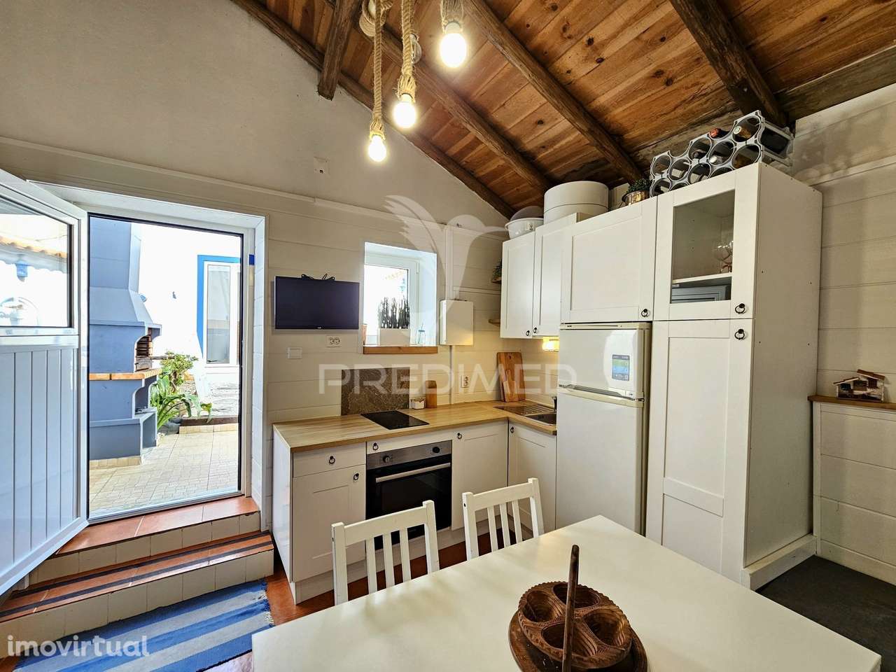 Moradia T1 térrea, totalmente equipada e mobilada, pronta a habitar... - Grande imagem: 5/25