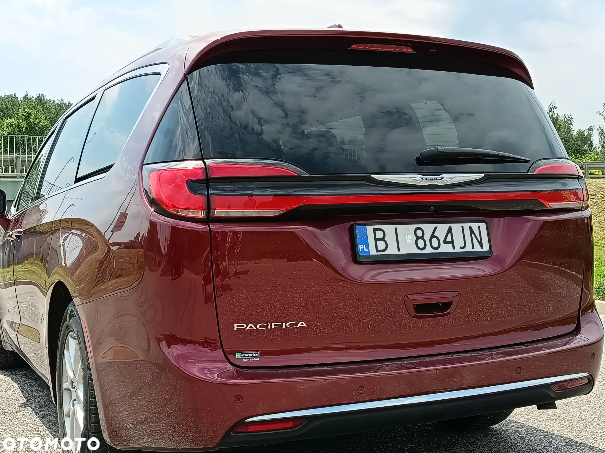 Chrysler Pacifica - 7
