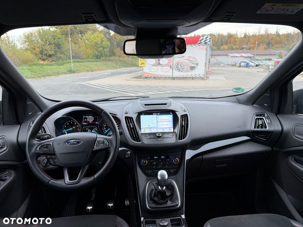 Ford Kuga 1.5 EcoBoost FWD ST-Line - 21