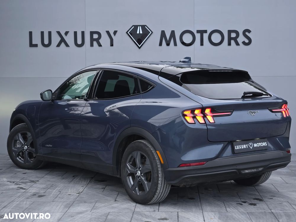 Ford Mustang Mach-E PREMIUM - 5