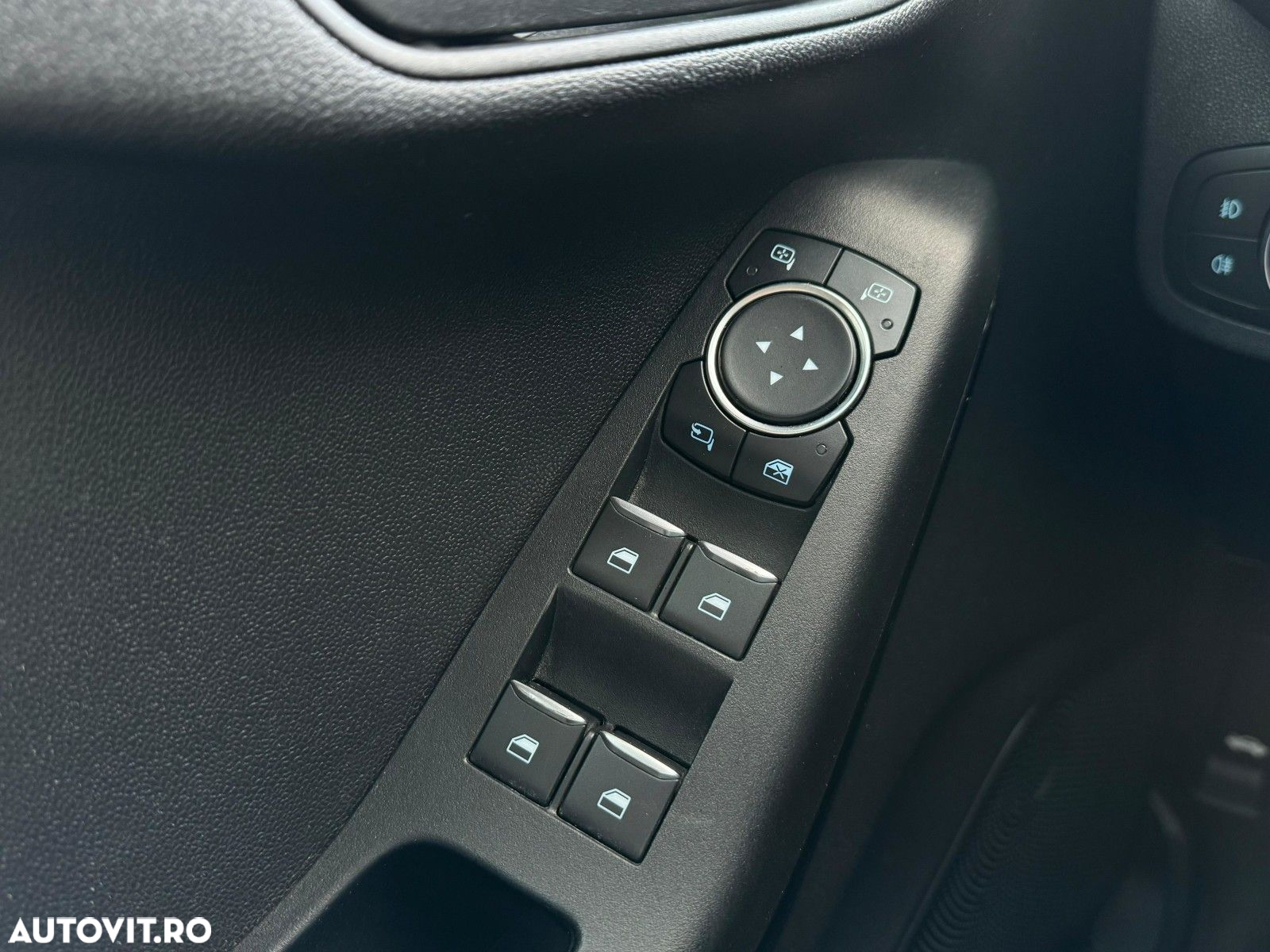 Ford Fiesta - 17