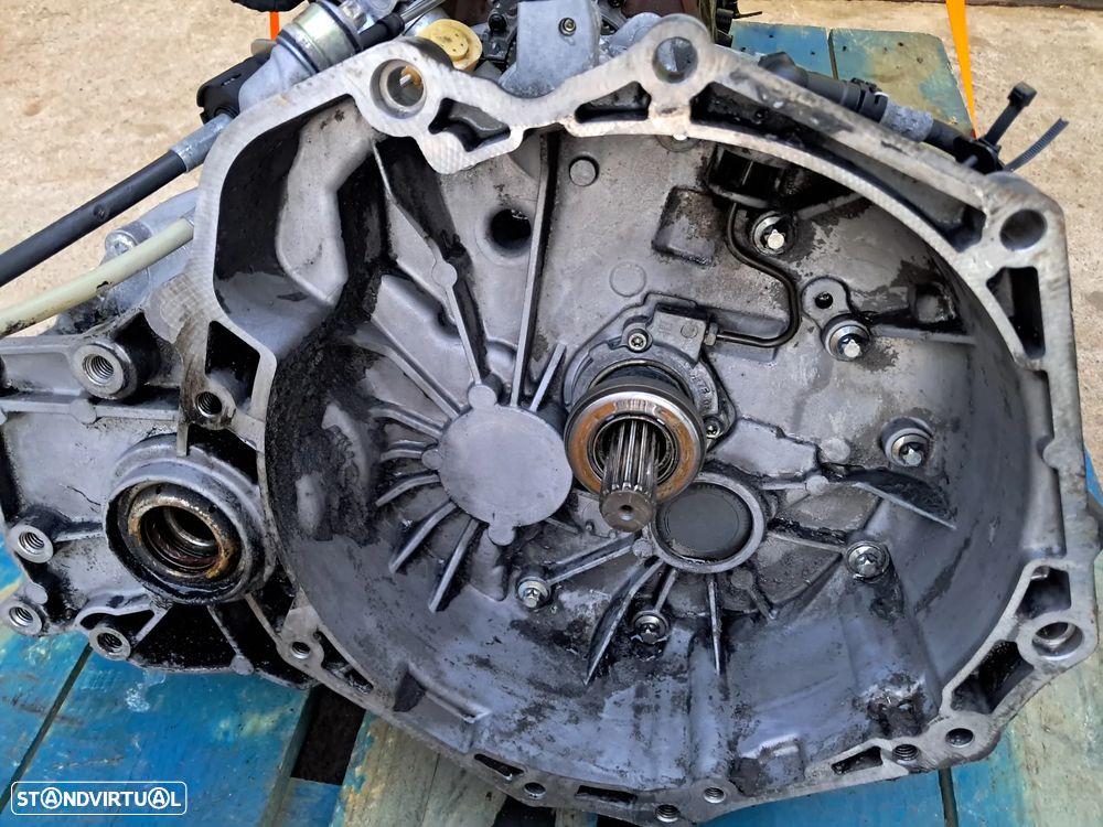 Caixa de velocidades Opel 1.7 CDI F23 Astra H Zafira Meriva - 2