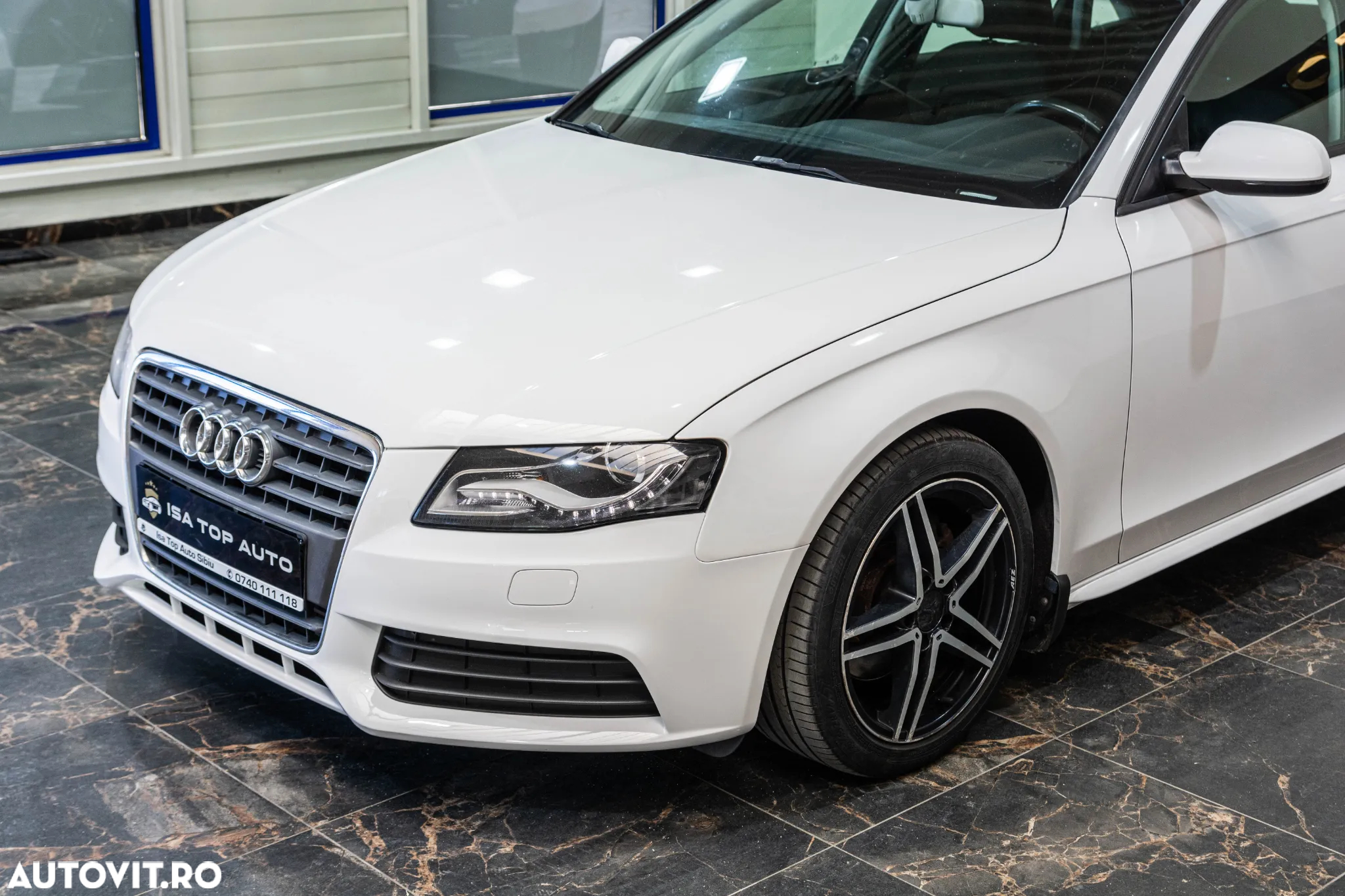 Audi A4 2.0 TDI B8 - 9