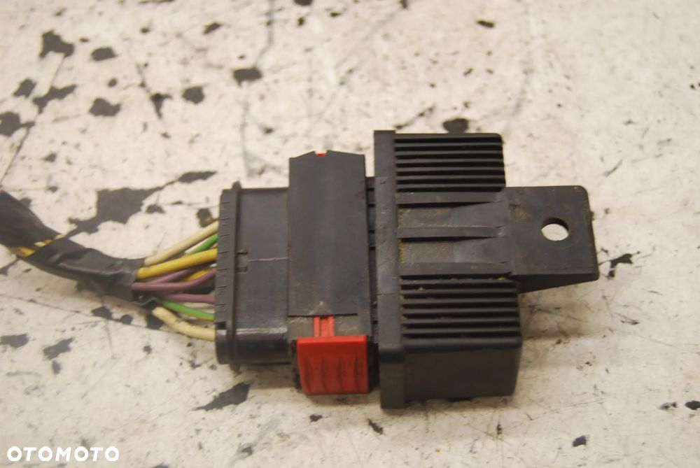 PRZEKAŹNIK POMPY PALIWA CITROEN C3 PICASSO 1.4 VTI 08-17R. - 2