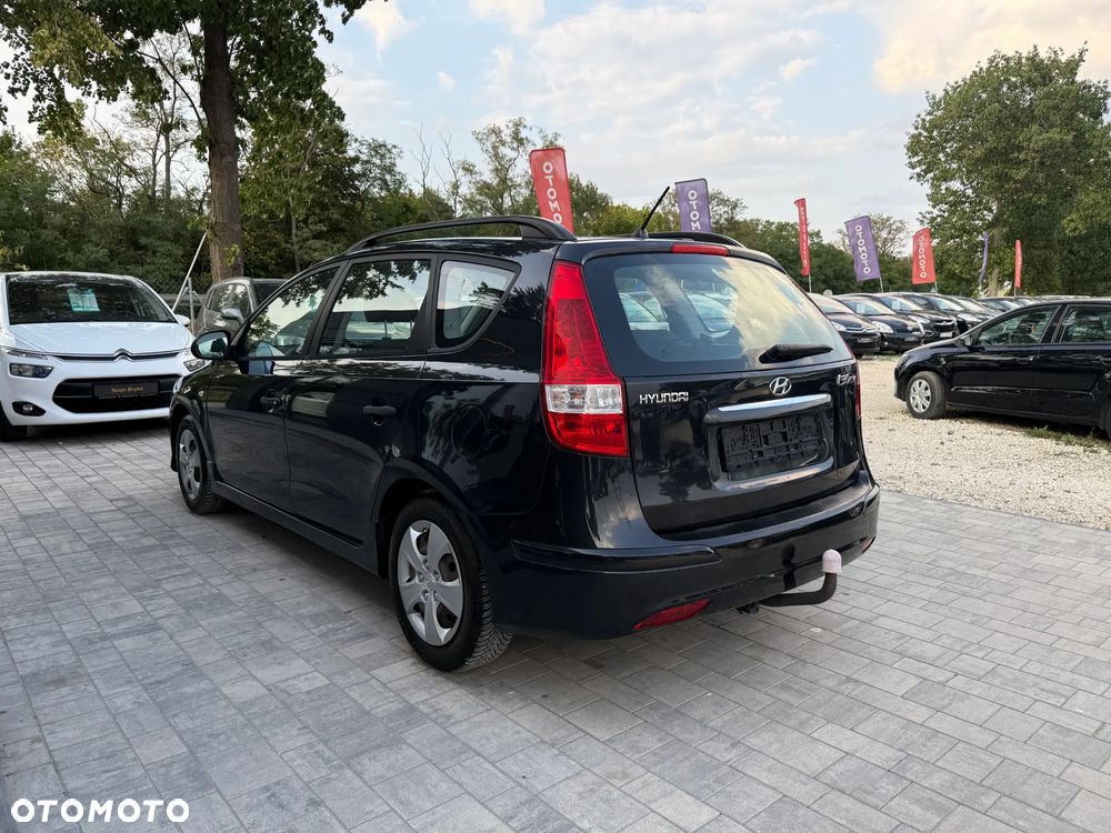 Hyundai i30 1.4 Base - 24