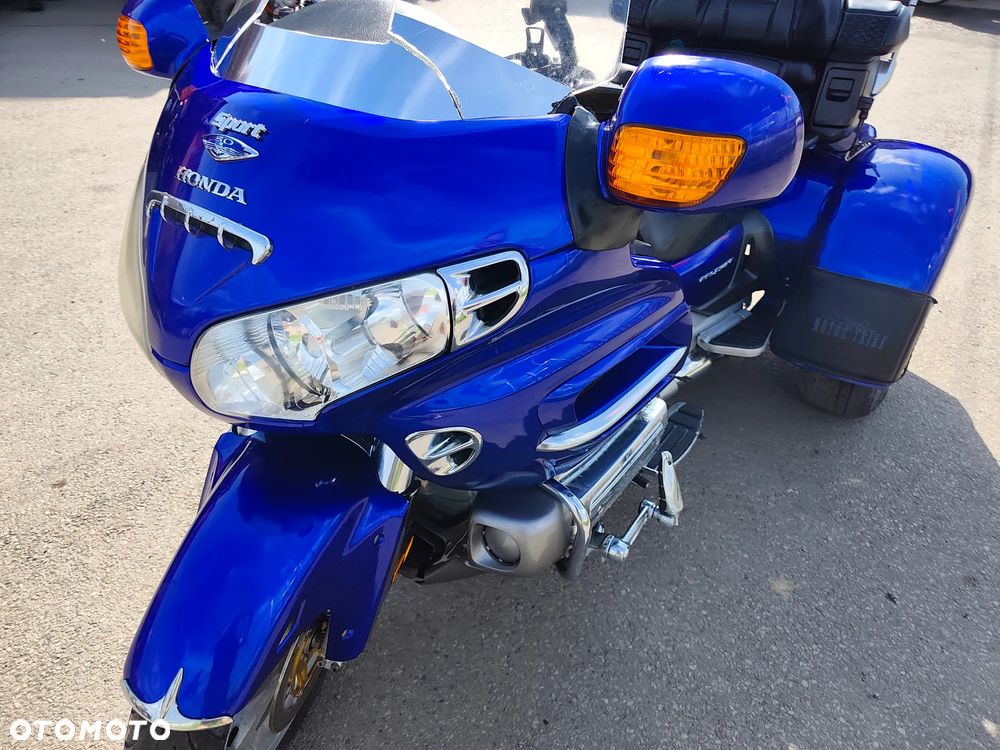 Honda GL - 11