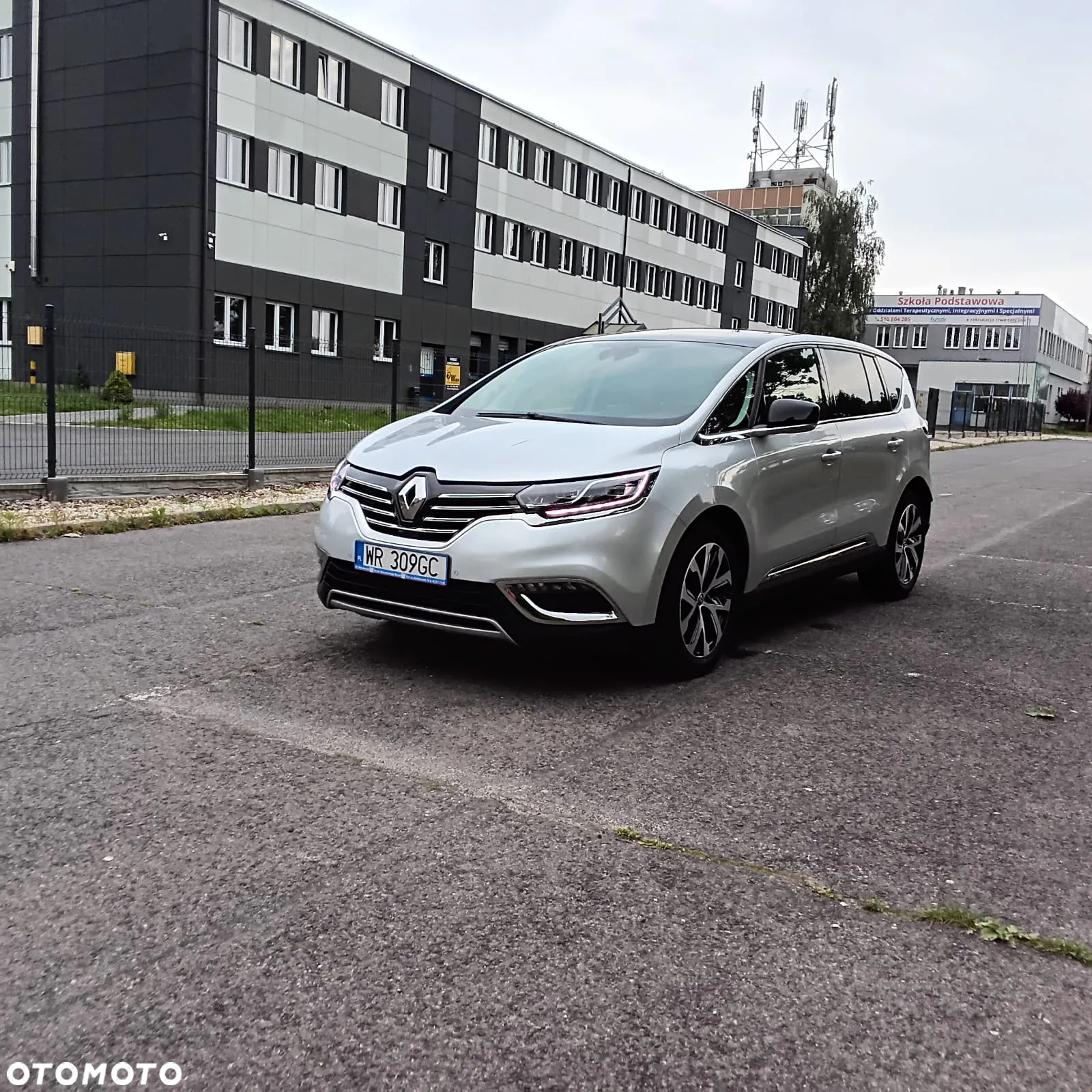 Renault Espace BLUE dCi 160 EDC BUSINESS EDITION - 4