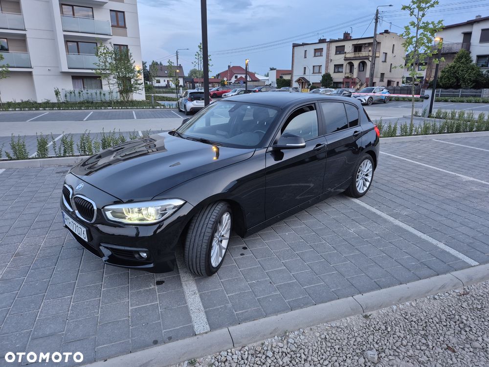 BMW Seria 1 120i GPF Urban Line - 2