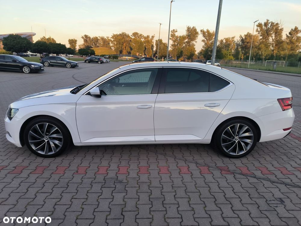 Skoda Superb 2.0 TDI 4x4 L&K DSG - 4