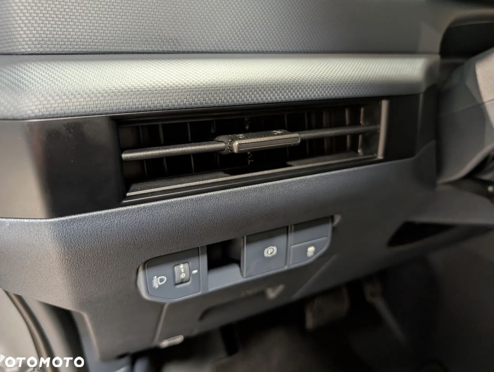 Kia PV5 71.2kWh - 12