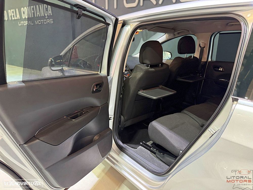 Peugeot 5008 1.6 HDi 7L SE Style - 15