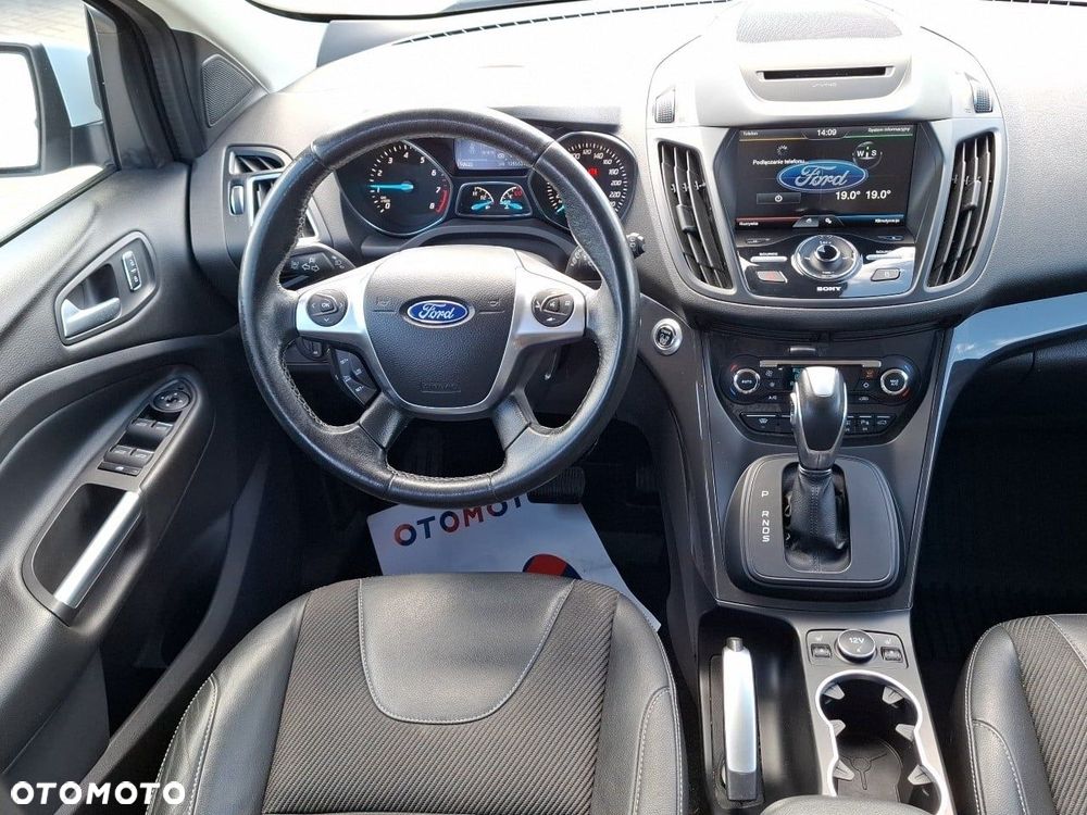 Ford Kuga 1.5 EcoBoost 4WD Titanium - 8