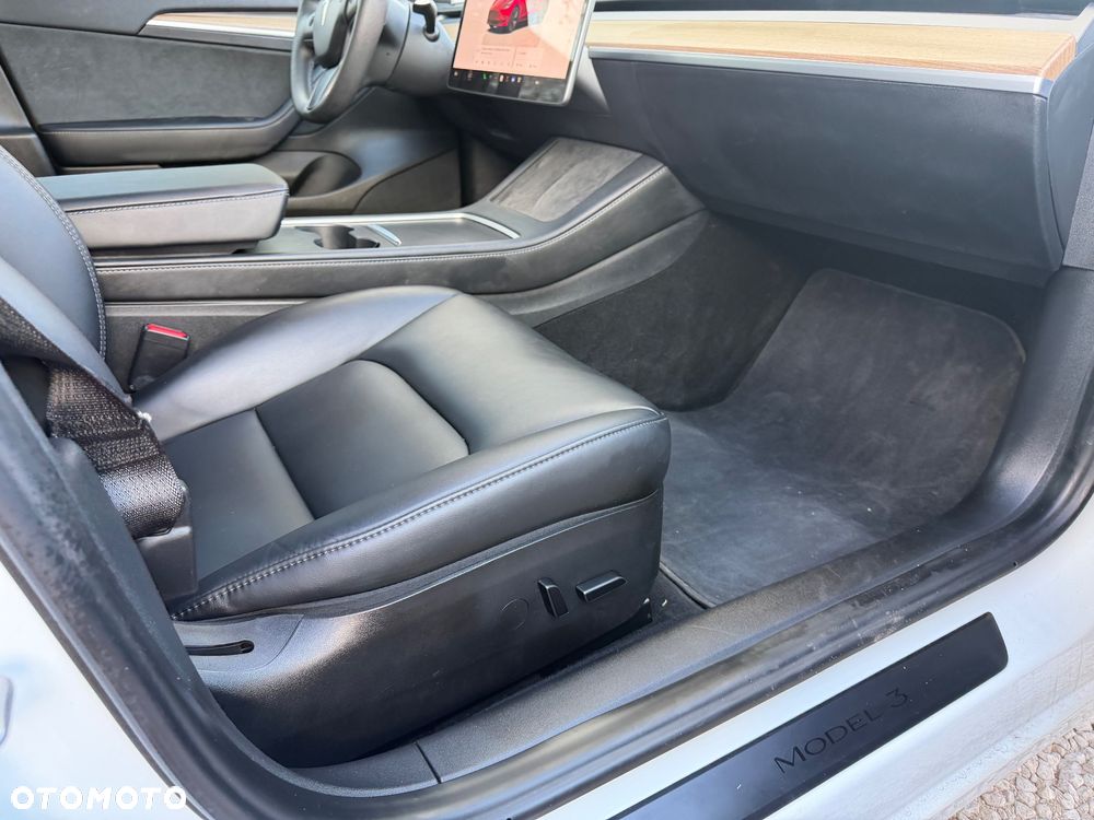 Tesla Model 3 RWD - 29