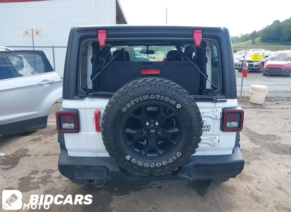 Jeep Wrangler - 7