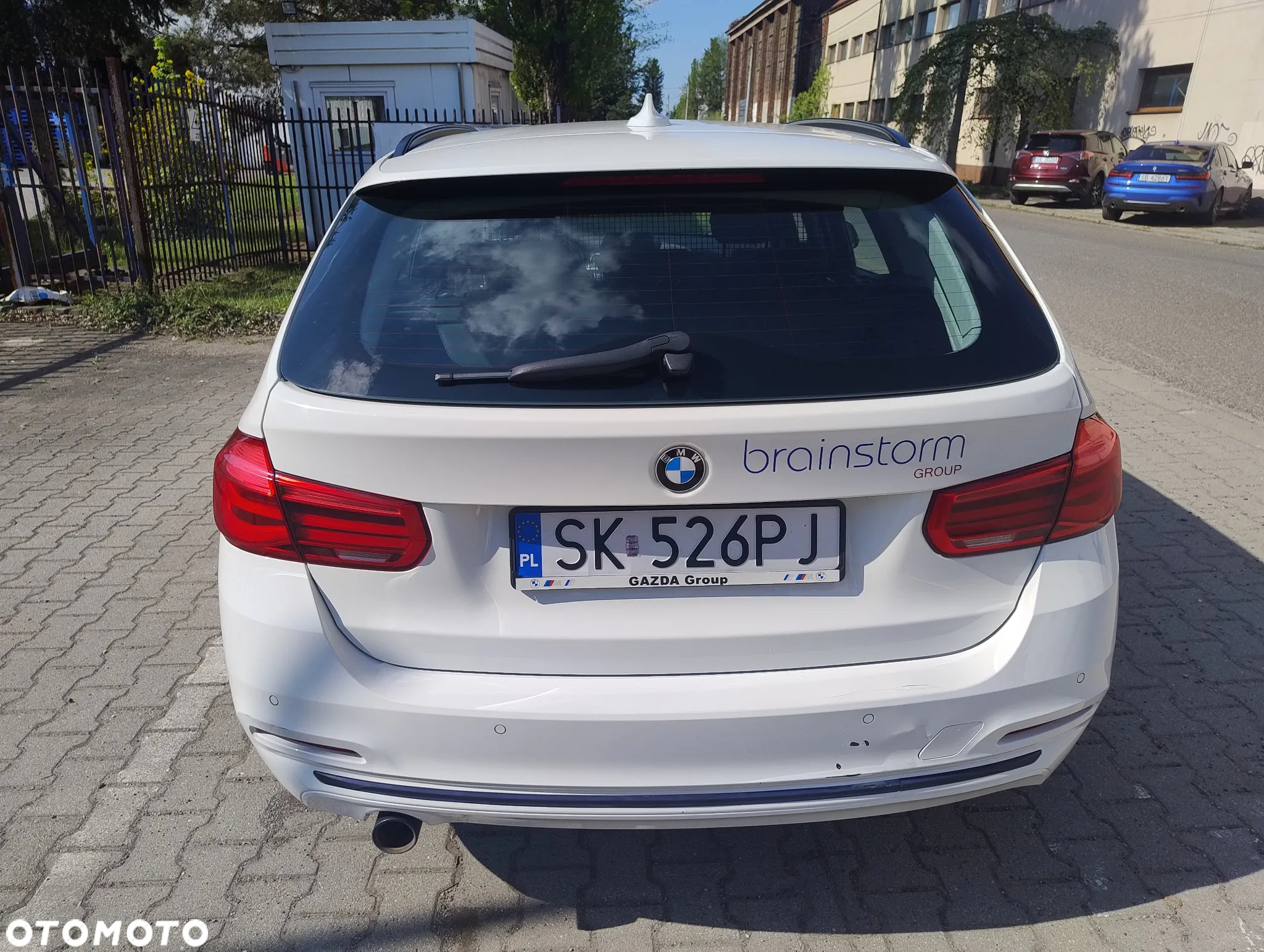 BMW Seria 3 318d - 3