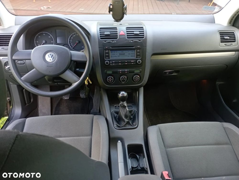 Volkswagen Golf V 1.9 TDI Comfortline - 11
