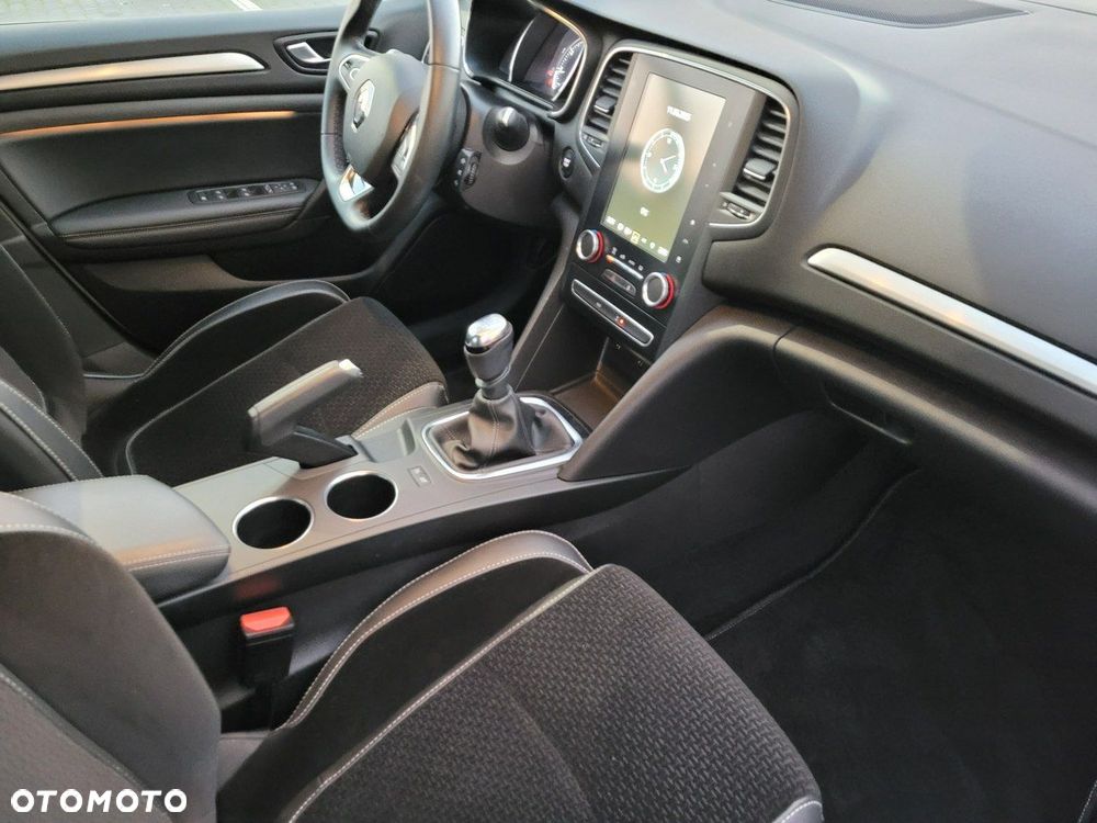 Renault Megane 1.3 TCe FAP Intens - 17